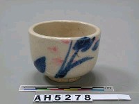 藏品(彩繪瓷杯)的圖片